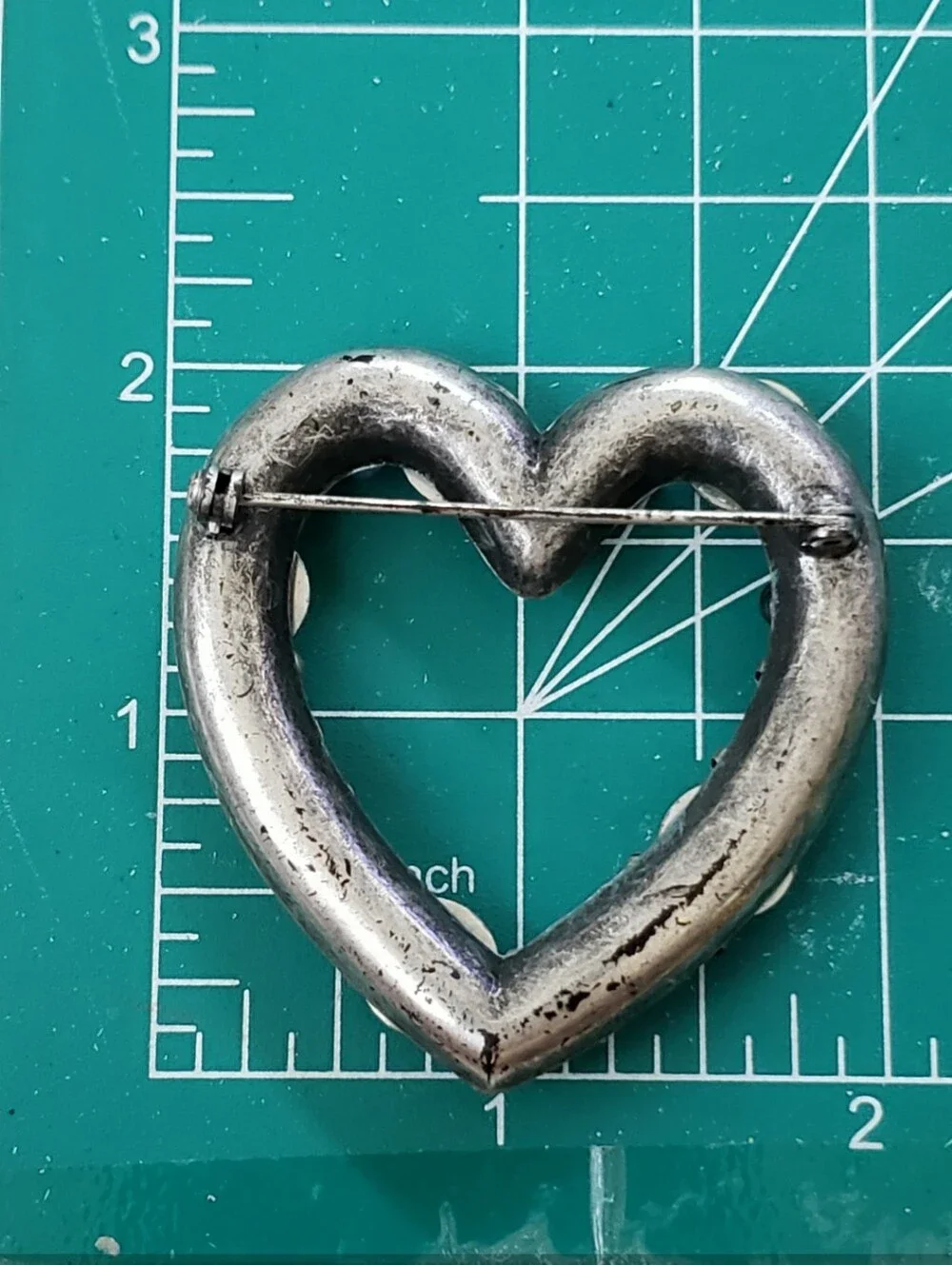 Michal Golan Silver Tone Pearl Open Heart Brooch Pin Retired